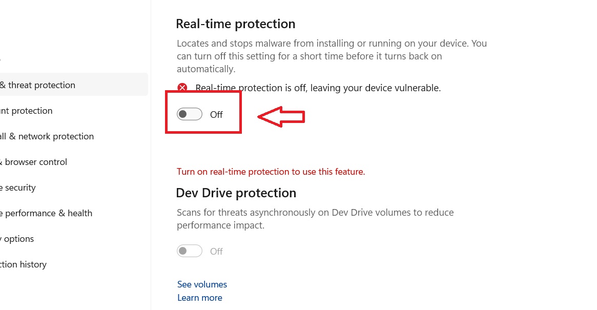 Giao diện Windows Security với tùy chọn "Real-time protection" đã được chuyển sang chế độ "Off" Giao diện Windows Security với tùy chọn "Real-time protection" đã được chuyển sang chế độ "Off"