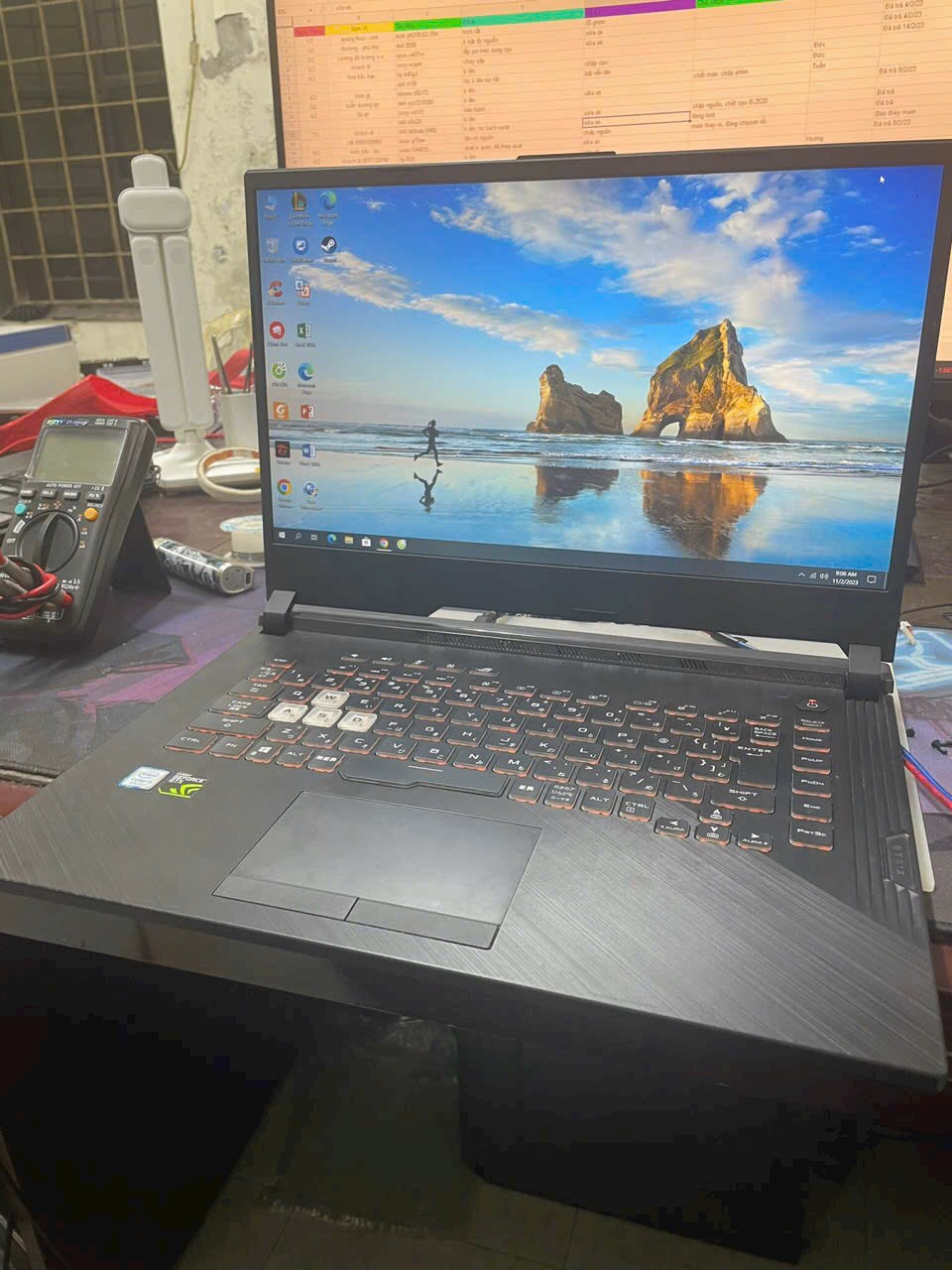 Dịch vụ vệ sinh laptop, tra keo tản nhiệt tại quận Bình Thạnh, khắc phục triệt để lỗi máy bị nóng, quạt kêu to. Dịch vụ vệ sinh laptop, tra keo tản nhiệt tại quận Bình Thạnh, khắc phục triệt để lỗi máy bị nóng, quạt kêu to.