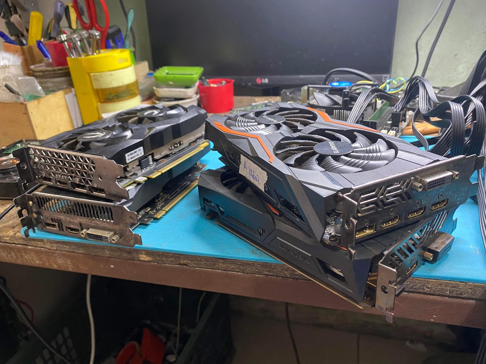 Chính sách bảo hành và cam kết uy tín tại Sửa Laptop Thiên Long