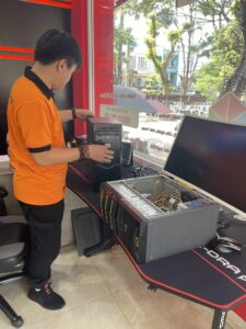 Kỹ thuật viên sửa laptop tận nơi tại đường Thoại Ngọc Hầu, Tân Phú