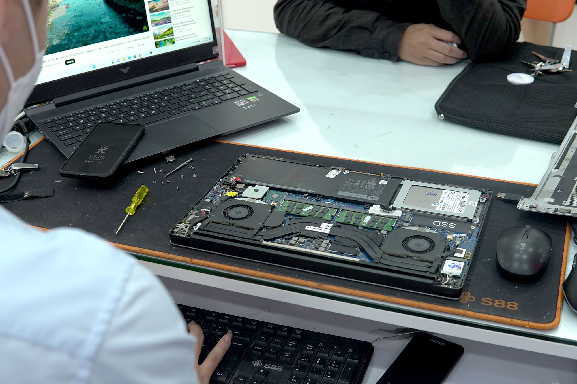 thay ổ cứng cho khách hàng ở phường bến nghé dịch vụ tận nơi thay ổ cứng cho khách hàng ở phường bến nghé dịch vụ tận nơi