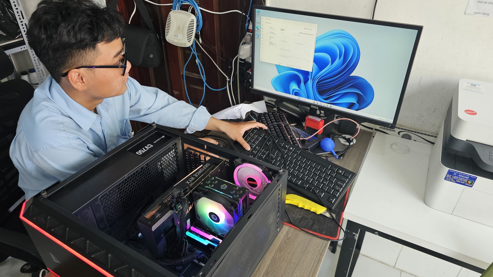 khac-phuc-loi-laptop-khong-len-nguon-tai-phuong-2 khac-phuc-loi-laptop-khong-len-nguon-tai-phuong-2